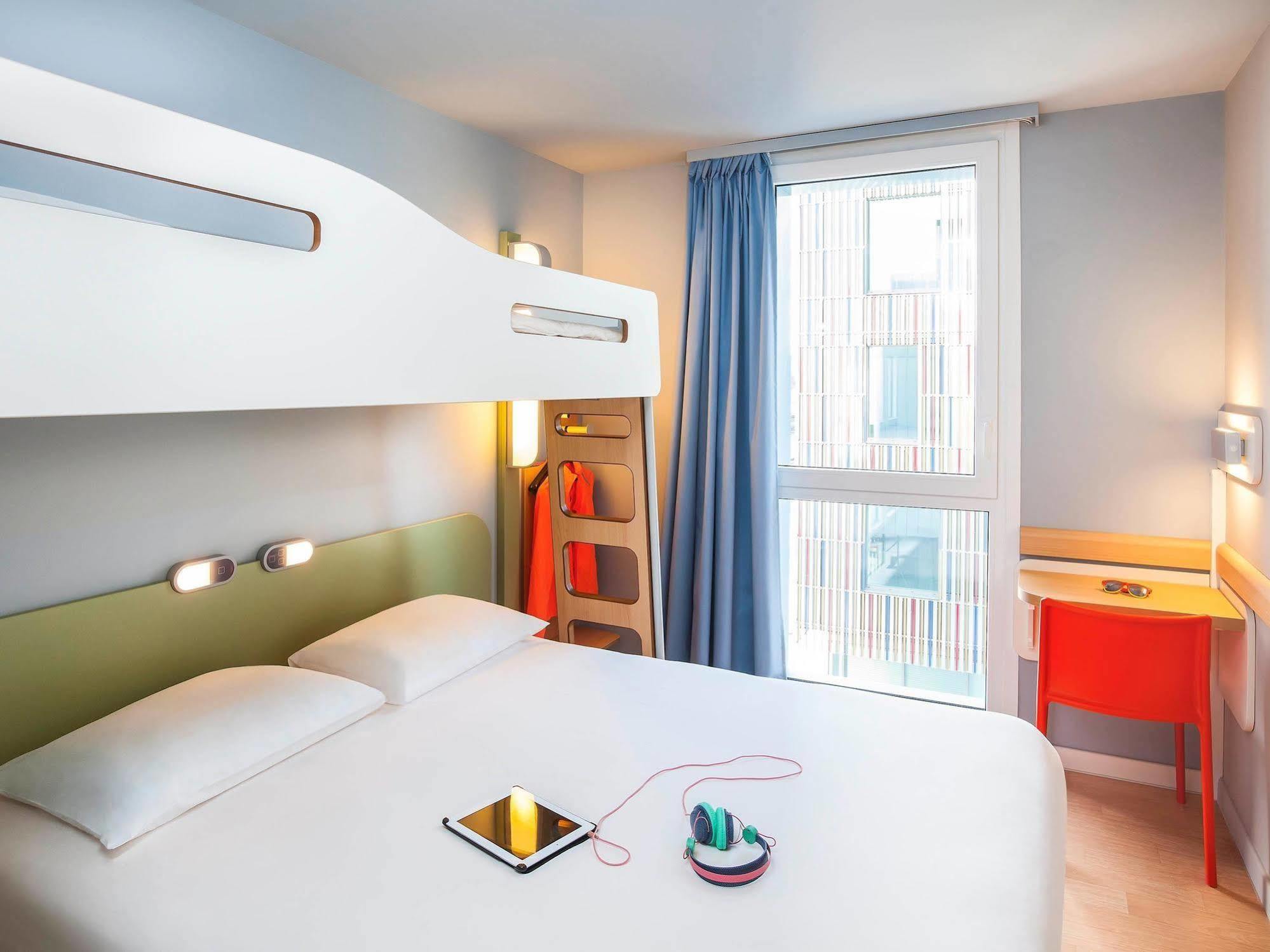 Готель Ibis Budget Mulhouse Centre Gare Екстер'єр фото